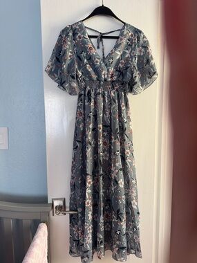 Floral V-Neck Dress in Dusty Blue